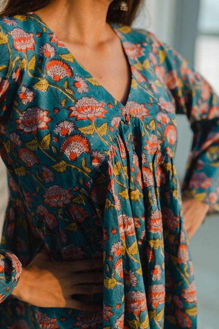 🌿 Teal Lotus Bloom Cotton Kurti