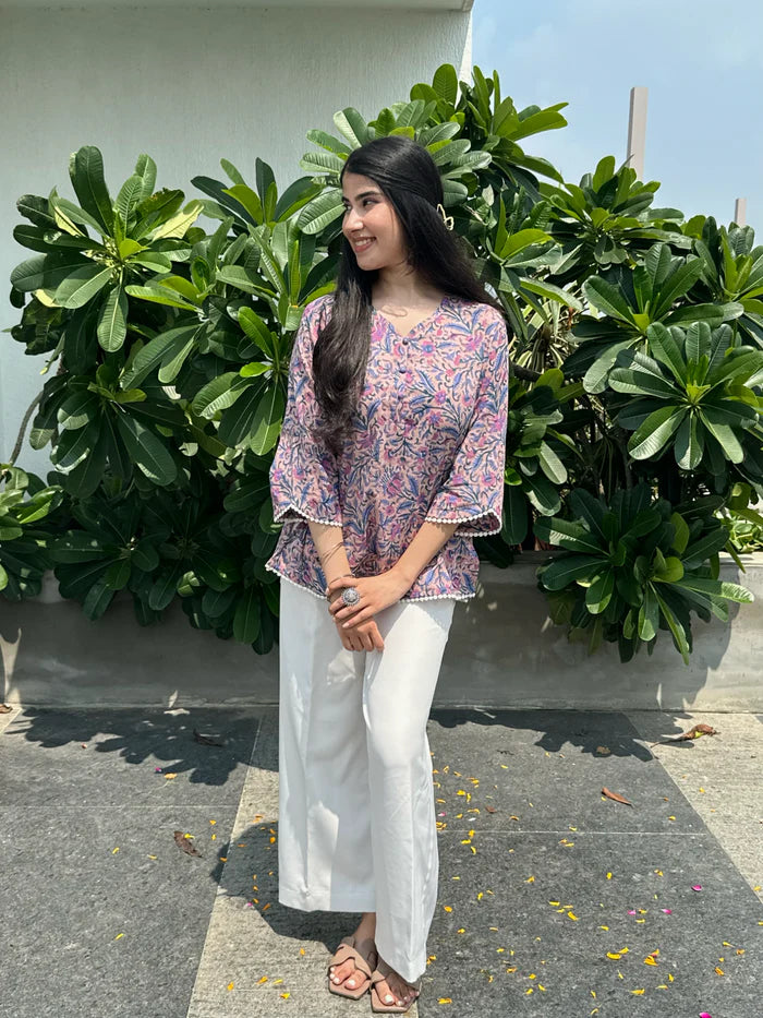 Elegant Floral Short Kurti 🌸💫