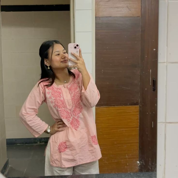🌷 Soft Pink Everyday Cotton Kurti with Thread Embroidery
