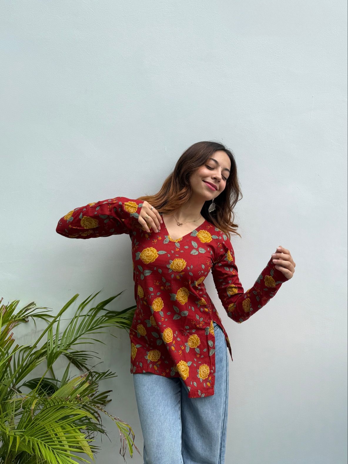 Floral Elegance Maroon Kurti Top 🌹