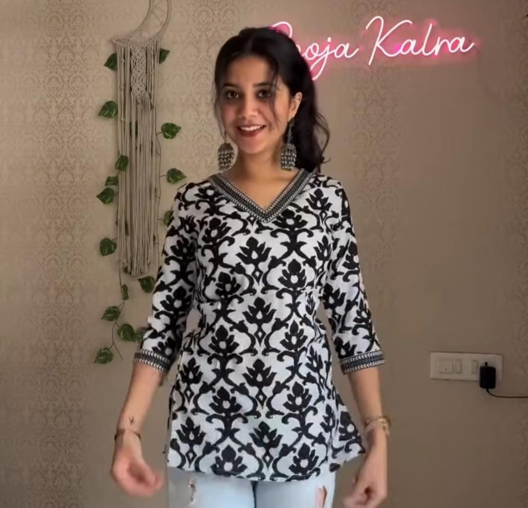 Classic White Chikankari Kurti – Timeless Elegance
