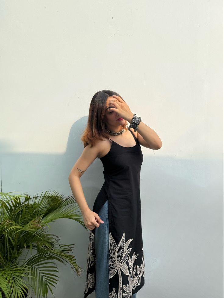 Elegant Black Kurti with Floral Detailing