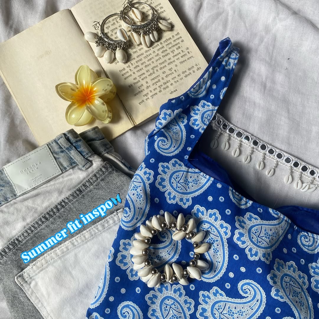 Blue Lighting Floral Summer Dress with Accessories  Description: