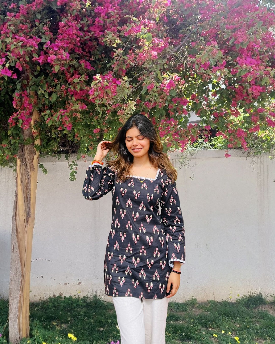 Elegant Black Printed Cotton Kurti 🌸✨